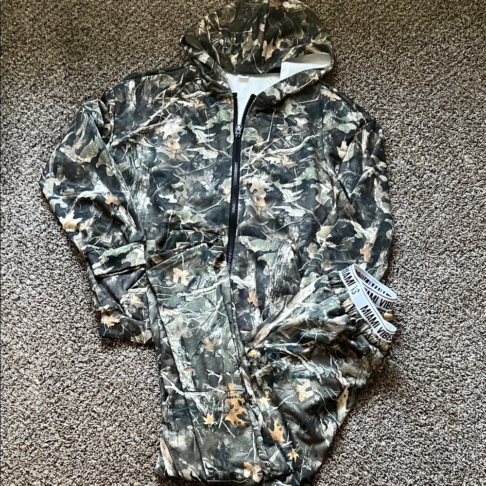 Camouflage Hooded Jacket